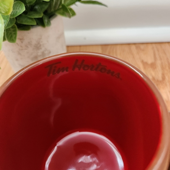 Tim Hortons 2016 Collection Brown Beaver Coffee Mug - Picture 5 of 11